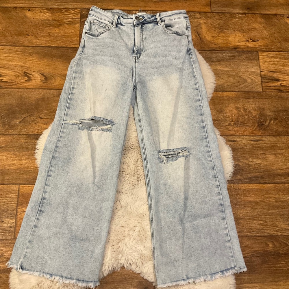 Risen Wide Leg Size 29 Distressed Knees Light Wash Womens Raw Hem Womens